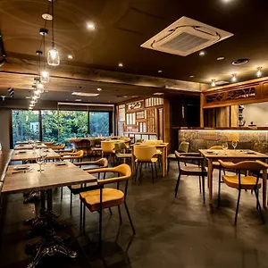 Hotel Banister, Kyoto
